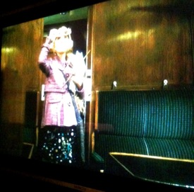 image from http://theresalargusa.typepad.com/.a/6a01348084d007970c0133f64e9499970b-pi