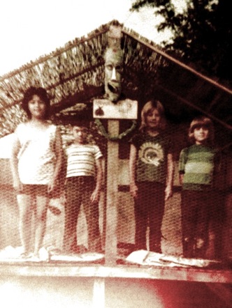 image from http://theresalargusa.typepad.com/.a/6a01348084d007970c014e88446aed970d-pi