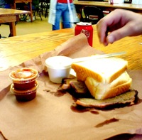 image from http://theresalargusa.typepad.com/.a/6a01348084d007970c0154337723cc970c-pi