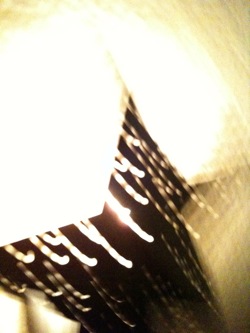 image from http://theresalargusa.typepad.com/.a/6a01348084d007970c0168e9156274970c-pi