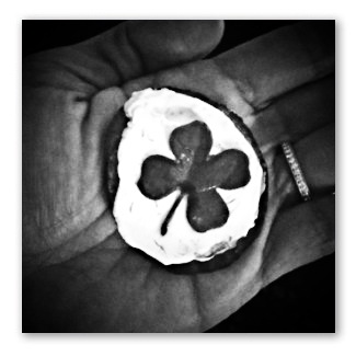 image from http://theresalargusa.typepad.com/.a/6a01348084d007970c017d42d8ce56970c-pi